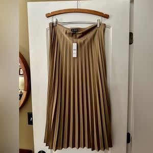 J Crew NWT Pleated pull-on midi skirt /Camel